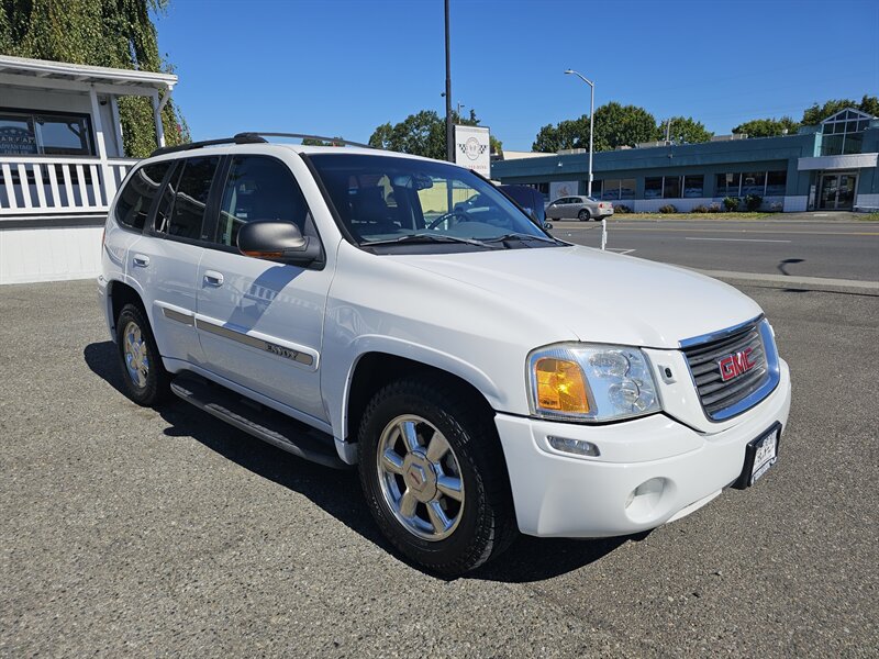 2002 GMC Envoy SLT   - Photo 1 - Everett, WA 98201