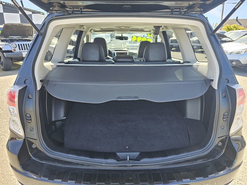 2011 Subaru Forester 2.5X Limited - Photo 9 - Everett, WA 98201