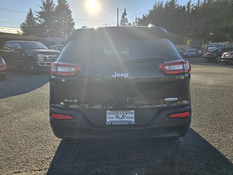 2016 Jeep Cherokee Latitude - Photo 9 - Everett, WA 98201