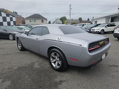 2015 Dodge Challenger SXT   - Photo 8 - Everett, WA 98201