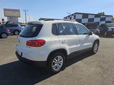 2015 Volkswagen Tiguan R-Line   - Photo 10 - Everett, WA 98201