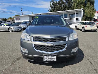 2011 Chevrolet Traverse LT   - Photo 2 - Everett, WA 98201