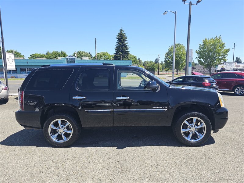 2007 GMC Yukon Denali - Photo 12 - Everett, WA 98201