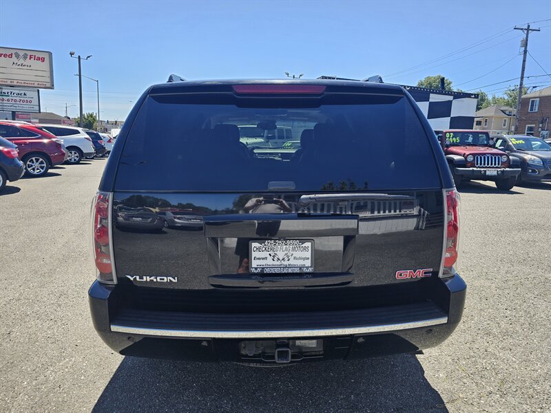 2007 GMC Yukon Denali - Photo 10 - Everett, WA 98201