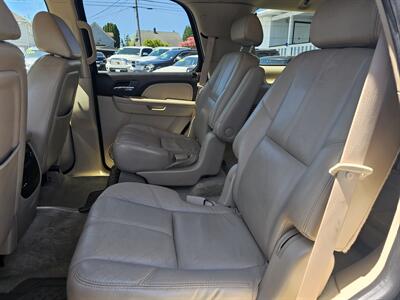 2007 GMC Yukon Denali - Photo 5 - Everett, WA 98201