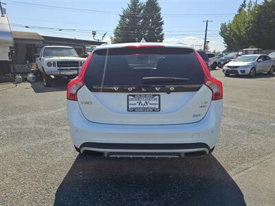 2016 Volvo V60 Cross Country T5   - Photo 9 - Everett, WA 98201