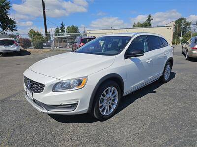 2016 Volvo V60 Cross Country T5   - Photo 3 - Everett, WA 98201