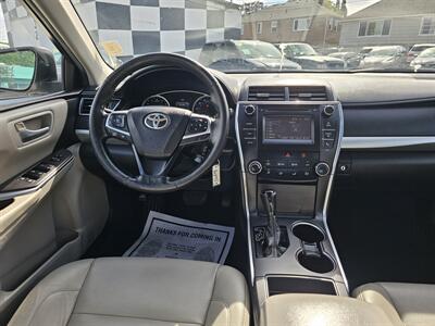 2015 Toyota Camry SE   - Photo 6 - Everett, WA 98201