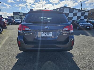 2010 Subaru Outback 2.5i Premium   - Photo 9 - Everett, WA 98201