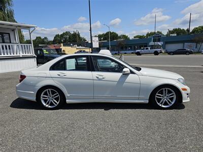 2012 Mercedes-Benz C 300 Sport 4MATIC   - Photo 11 - Everett, WA 98201