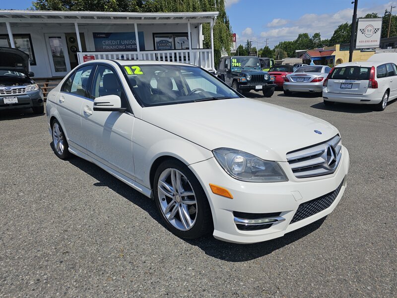 2012 Mercedes-Benz C 300 Sport 4MATIC  
