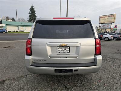 2018 Chevrolet Suburban LT - Photo 10 - Everett, WA 98201