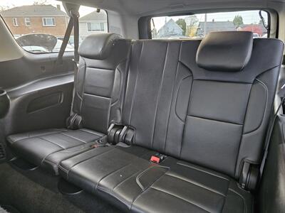 2018 Chevrolet Suburban LT - Photo 6 - Everett, WA 98201