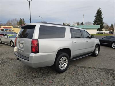 2018 Chevrolet Suburban LT - Photo 11 - Everett, WA 98201
