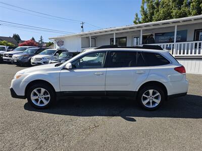 2013 Subaru Outback 2.5i Premium - Photo 7 - Everett, WA 98201