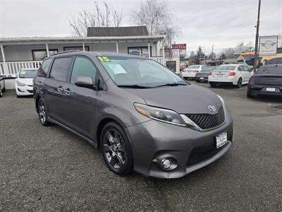 2015 Toyota Sienna SE Premium 8-Passeng  