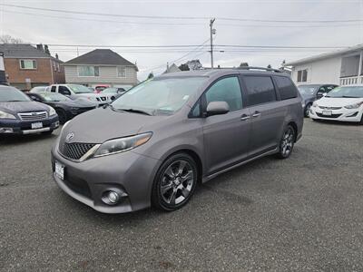 2015 Toyota Sienna SE Premium 8-Passeng   - Photo 3 - Everett, WA 98201