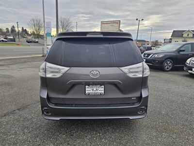 2015 Toyota Sienna SE Premium 8-Passeng   - Photo 10 - Everett, WA 98201