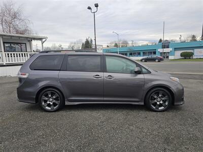 2015 Toyota Sienna SE Premium 8-Passeng   - Photo 12 - Everett, WA 98201