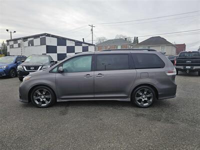 2015 Toyota Sienna SE Premium 8-Passeng   - Photo 8 - Everett, WA 98201