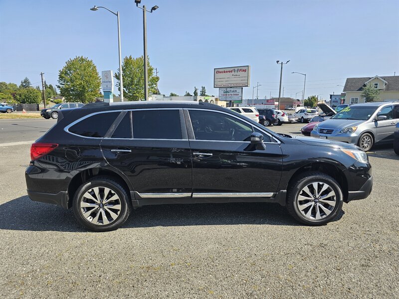 2017 Subaru Outback 3.6R Touring - Photo 11 - Everett, WA 98201
