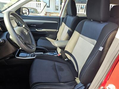 2018 Mitsubishi Outlander ES   - Photo 4 - Everett, WA 98201