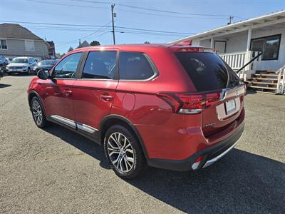 2018 Mitsubishi Outlander ES   - Photo 12 - Everett, WA 98201