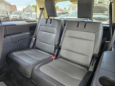 2015 Ford Flex SEL   - Photo 6 - Everett, WA 98201