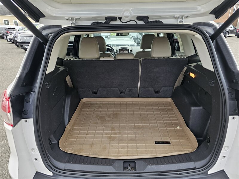 2014 Ford Escape Titanium - Photo 12 - Everett, WA 98201