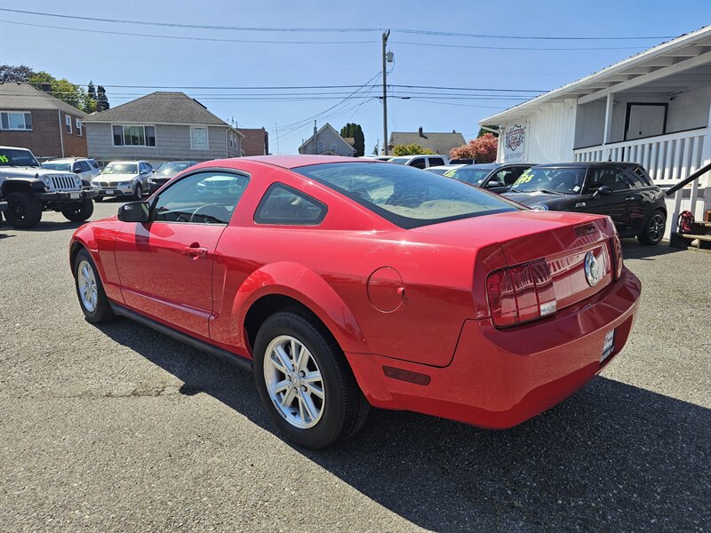 2008 Ford Mustang V6 Deluxe - Photo 8 - Everett, WA 98201