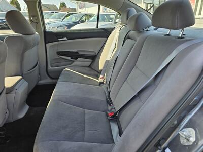 2011 Honda Accord LX   - Photo 5 - Everett, WA 98201
