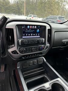 2017 GMC Sierra 1500 SLT   - Photo 12 - Pequot Lakes, MN 56472