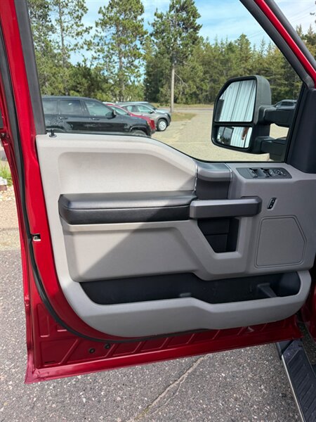 2019 Ford F-150 XLT - Photo 9