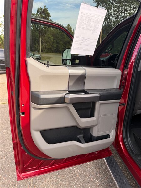 2019 Ford F-150 XLT - Photo 12