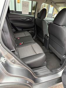 2018 Nissan Rogue SV   - Photo 17 - Pequot Lakes, MN 56472