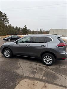 2018 Nissan Rogue SV   - Photo 8 - Pequot Lakes, MN 56472