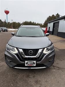2018 Nissan Rogue SV   - Photo 2 - Pequot Lakes, MN 56472