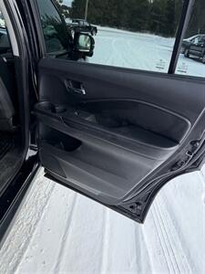 2017 Honda Pilot Touring   - Photo 14 - Pequot Lakes, MN 56472
