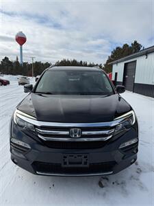 2017 Honda Pilot Touring   - Photo 2 - Pequot Lakes, MN 56472