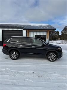 2017 Honda Pilot Touring   - Photo 4 - Pequot Lakes, MN 56472
