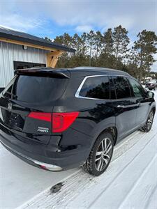 2017 Honda Pilot Touring   - Photo 5 - Pequot Lakes, MN 56472