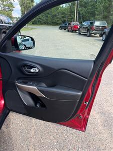 2017 Jeep Cherokee Limited   - Photo 20 - Pequot Lakes, MN 56472