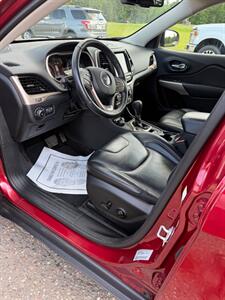 2017 Jeep Cherokee Limited   - Photo 9 - Pequot Lakes, MN 56472