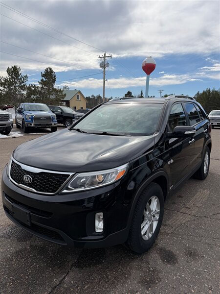 2014 Kia Sorento LX  