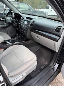 2014 Kia Sorento LX   - Photo 18 - Pequot Lakes, MN 56472