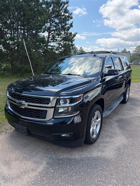 2016 Chevrolet Suburban LT  