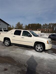 2013 Chevrolet Avalanche LTZ Black Diamond   - Photo 4 - Pequot Lakes, MN 56472
