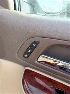 2013 Chevrolet Avalanche LTZ Black Diamond   - Photo 20 - Pequot Lakes, MN 56472