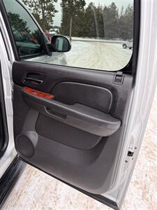 2014 GMC Yukon XL SLT - Photo 15 - Pequot Lakes, MN 56472