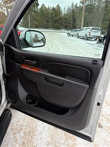 2014 GMC Yukon XL SLT - Photo 17 - Pequot Lakes, MN 56472